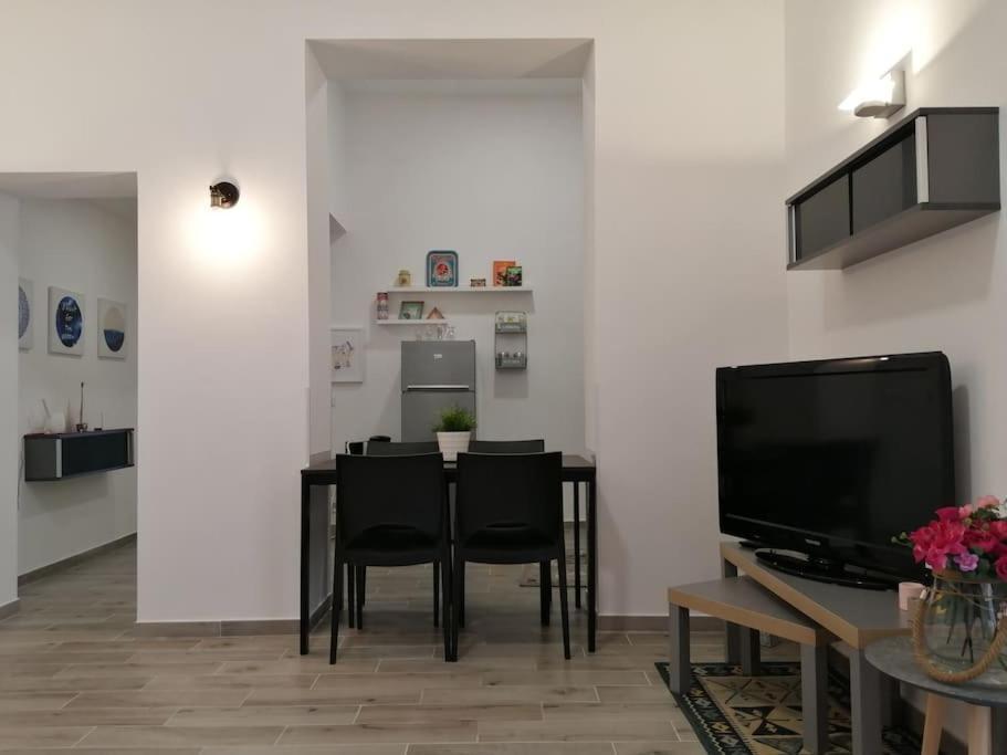 Apartamento Sguardo Sul Duomo Nápoles Exterior foto